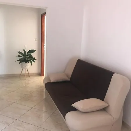 Apartamento Sanda I Leo *