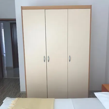 Apartamento Sanda I Leo *