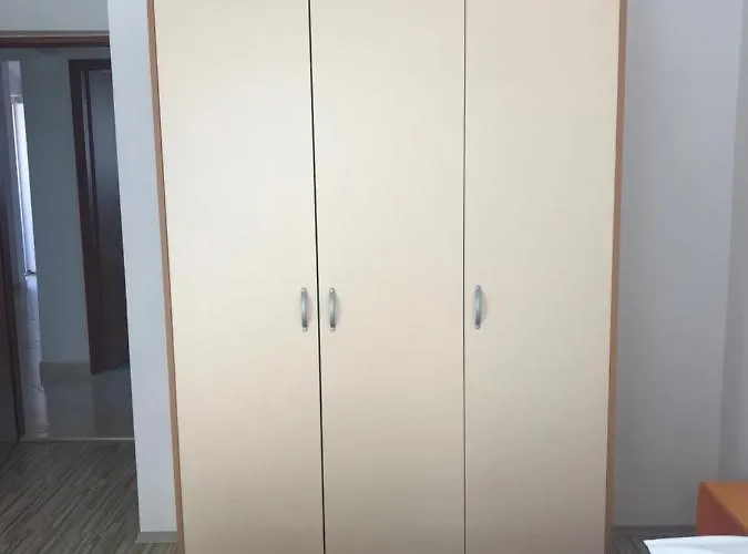 Apartman Sanda I Leo *